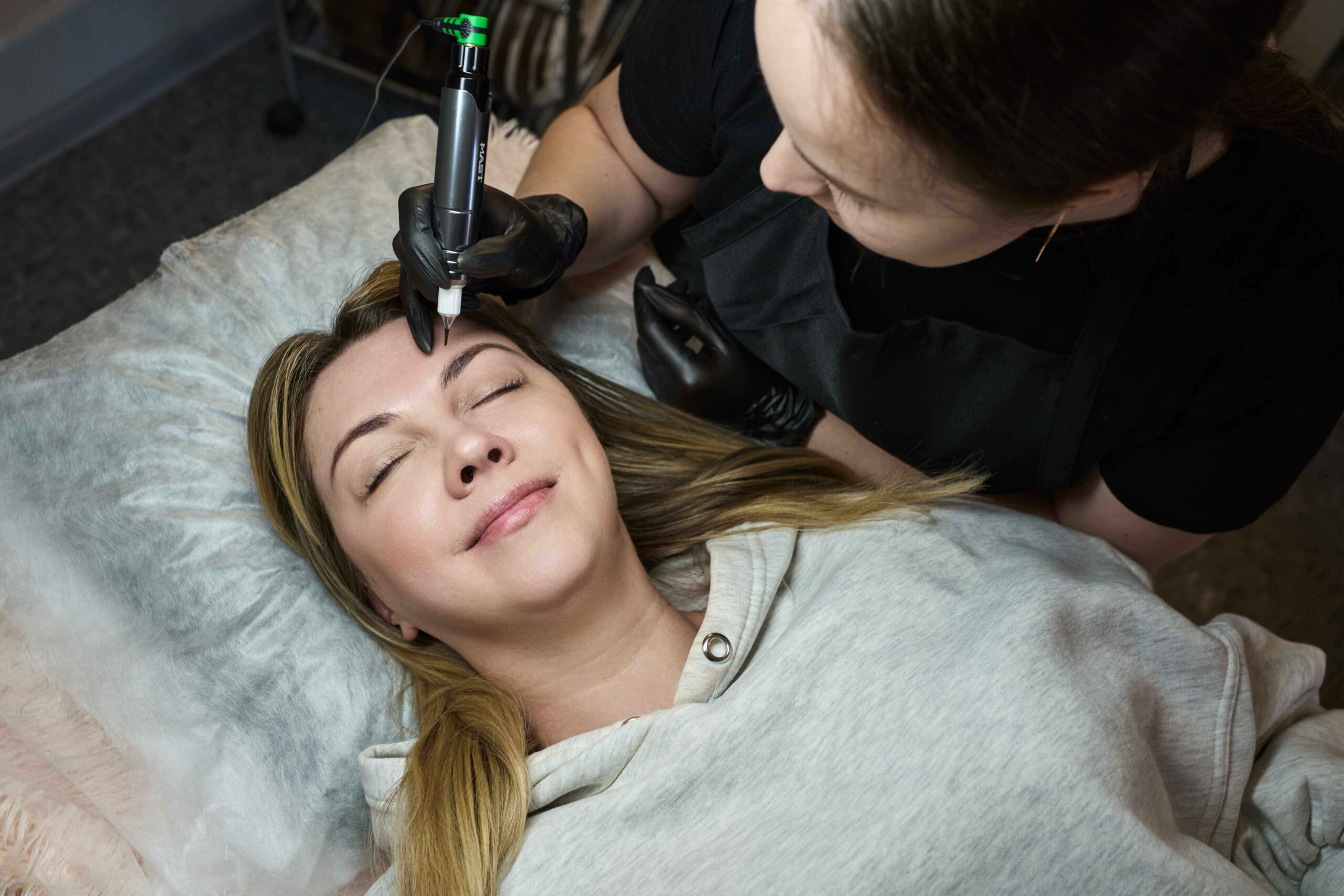 Nano Blading for Sensitive Skin: A Gentle Approach to Perfect Brows